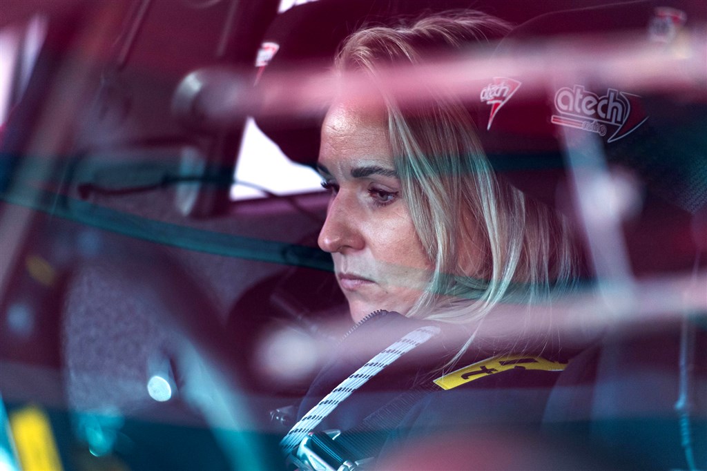 I Larvik får Simon Vallentin med Line Lykke Jensen en yderst rutineret og kvalificeret co-driver i bilen. Hun er bosat i Norge og er dermed så at sige på hjemmebane.
(Foto: Morten Dam - autoMOTIV/specialpress)